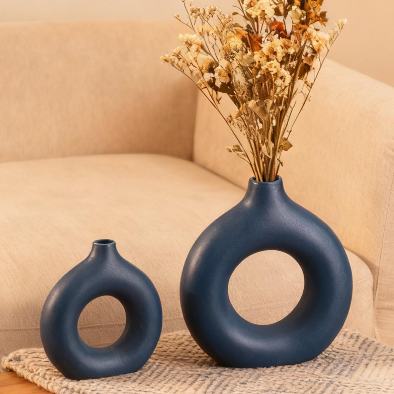 White Ceramic Vases Set of 4 Home Decor Modern Farmhouse Style Living Room Ornaments Dining Table Room Love Shaped Pottery for Dried Flowers