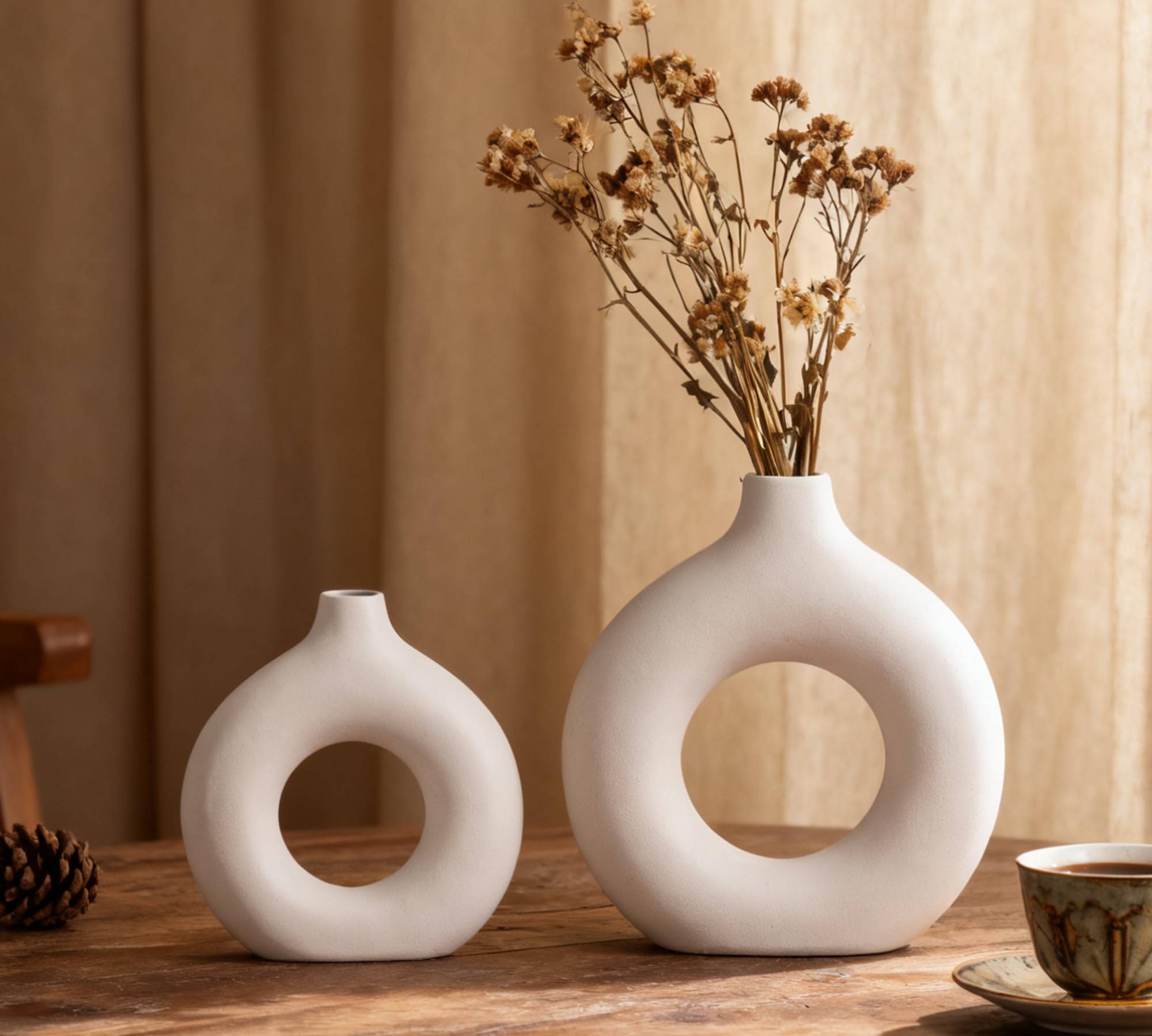 White Ceramic Vases Set of 4 Home Decor Modern Farmhouse Style Living Room Ornaments Dining Table Room Love Shaped Pottery for Dried Flowers